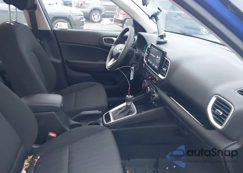 2025 Hyundai Venue Se from USA, damaged, VIN KMHRB8A33SU370228